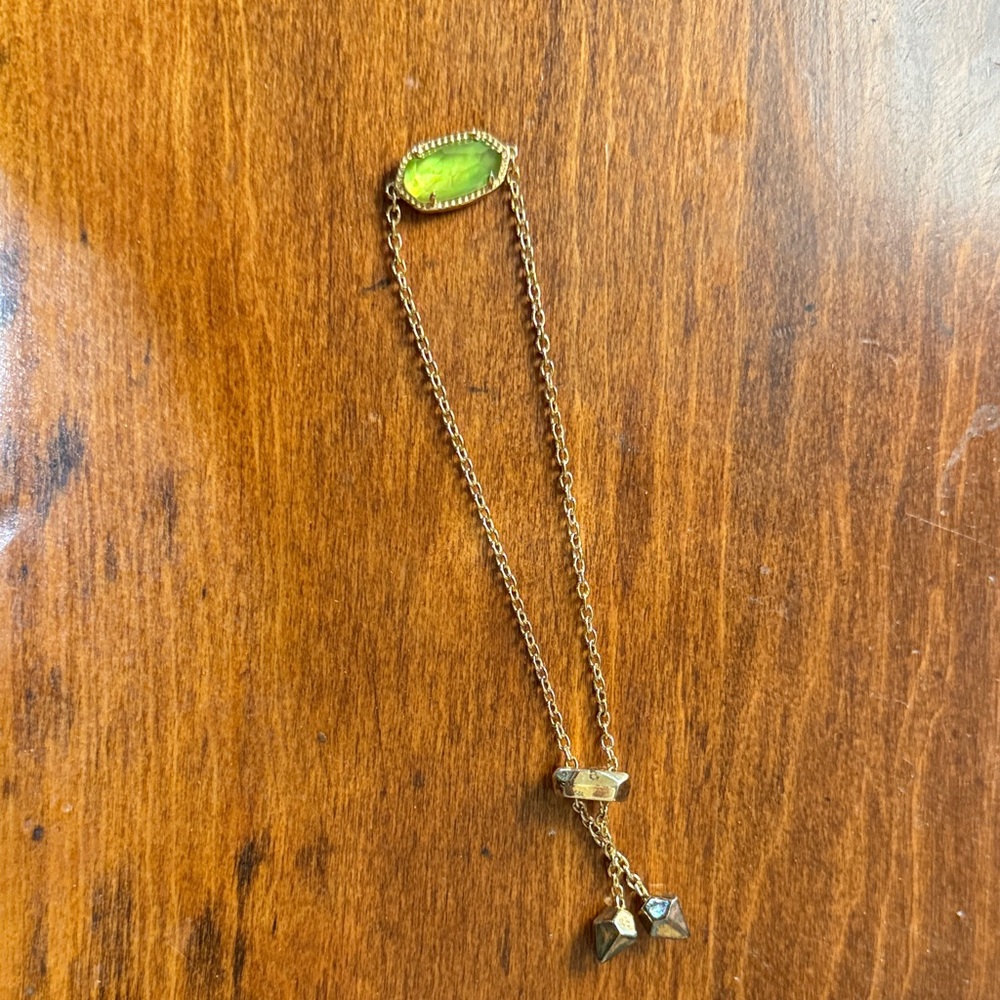 Elegant Gold and Green Bracelet